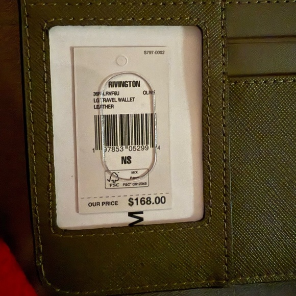 Michael Kors Olive Men's Bag - Picture 10 of 10